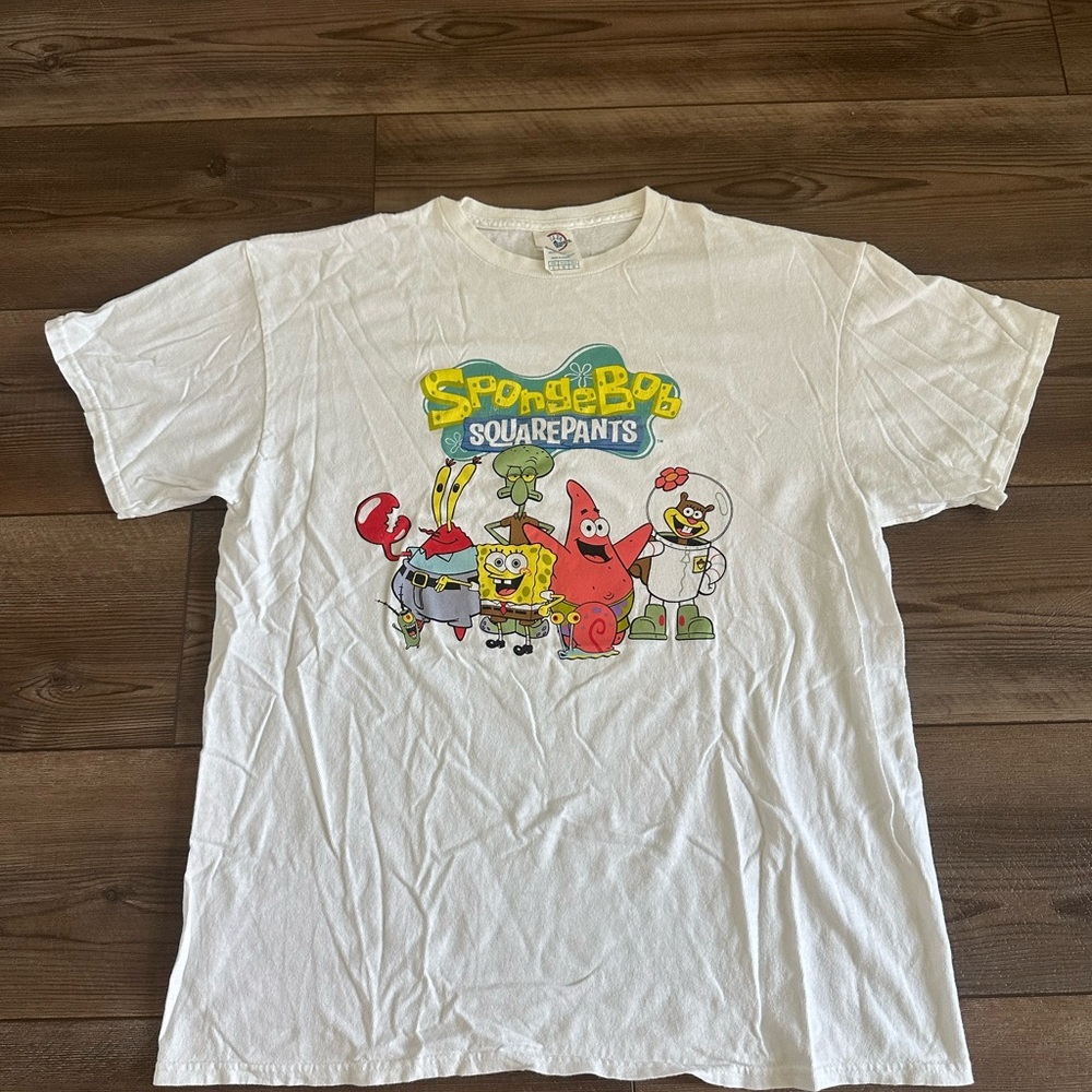 Vintage SpongeBob SquarePants Full Cast Nickelodeon Tee Y2K